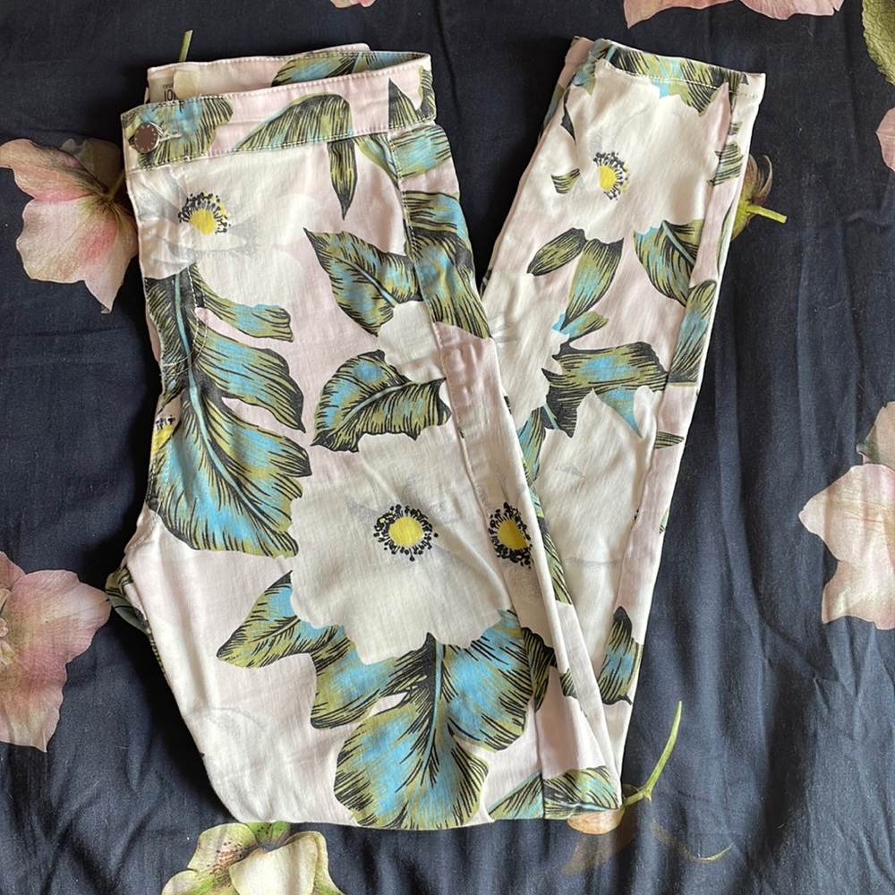 Top shop magnolia pants